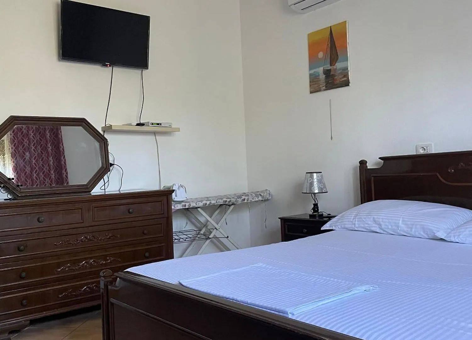 Guest House Miracle Garden Vlore 0*,  Albania