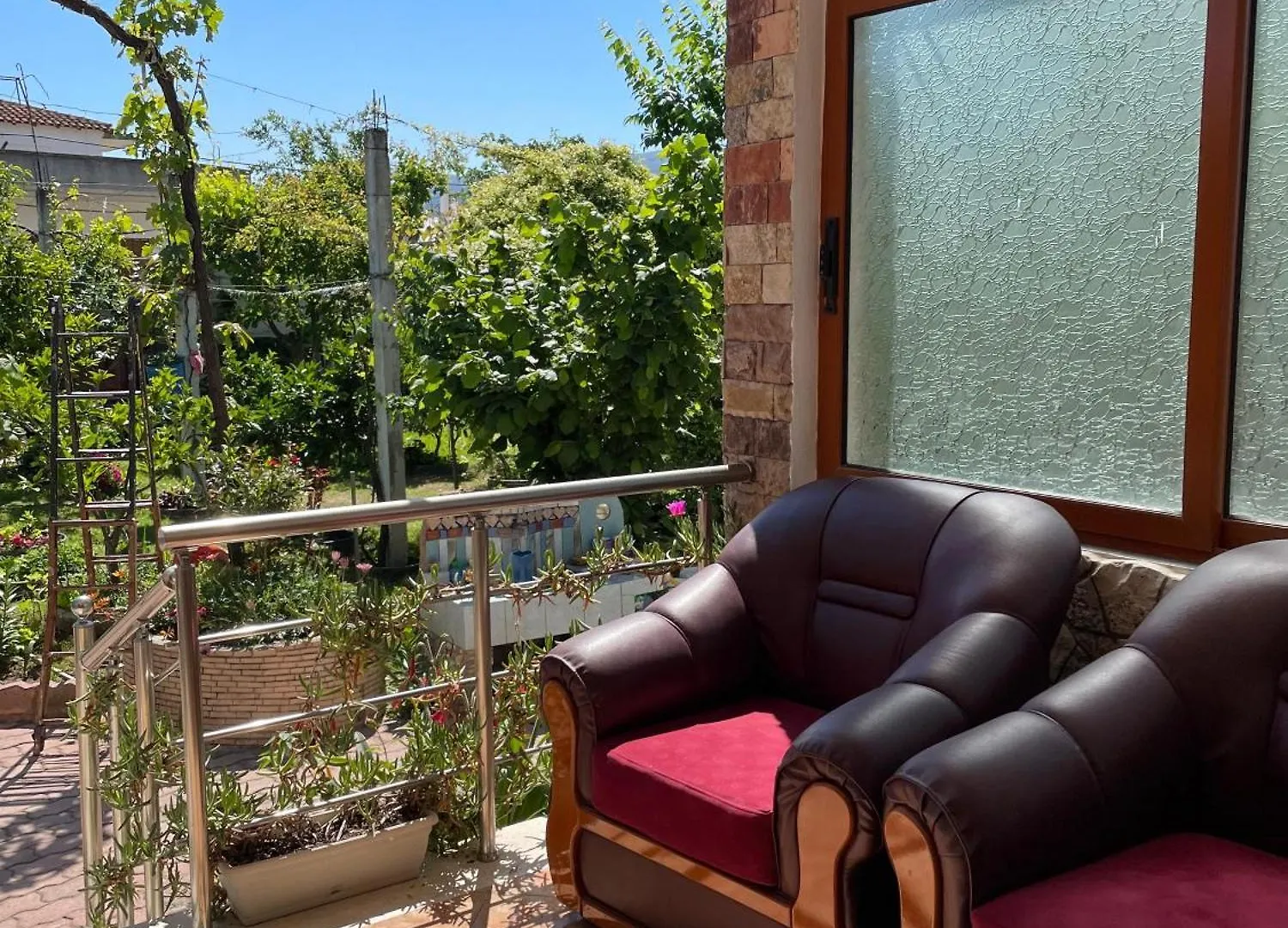 Vlorë Guest House Miracle Garden אלבניה