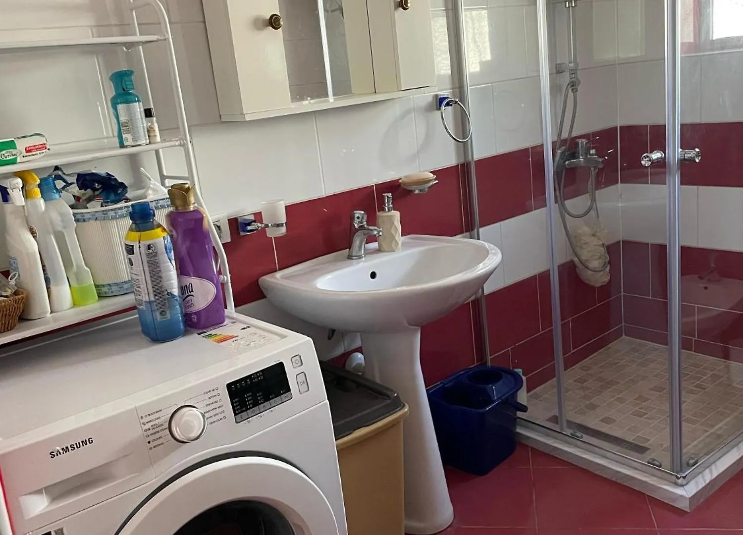 Guest House Miracle Garden Vlore 0*,  Albania