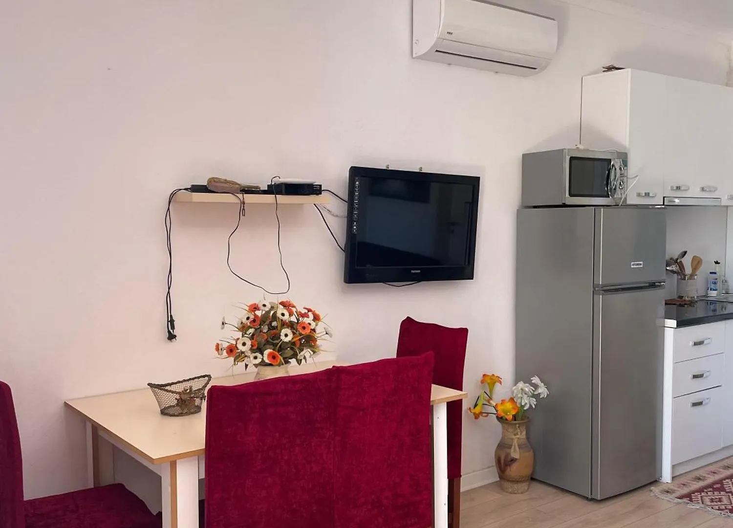 Guest House Miracle Garden Vlore 0*,  Albania