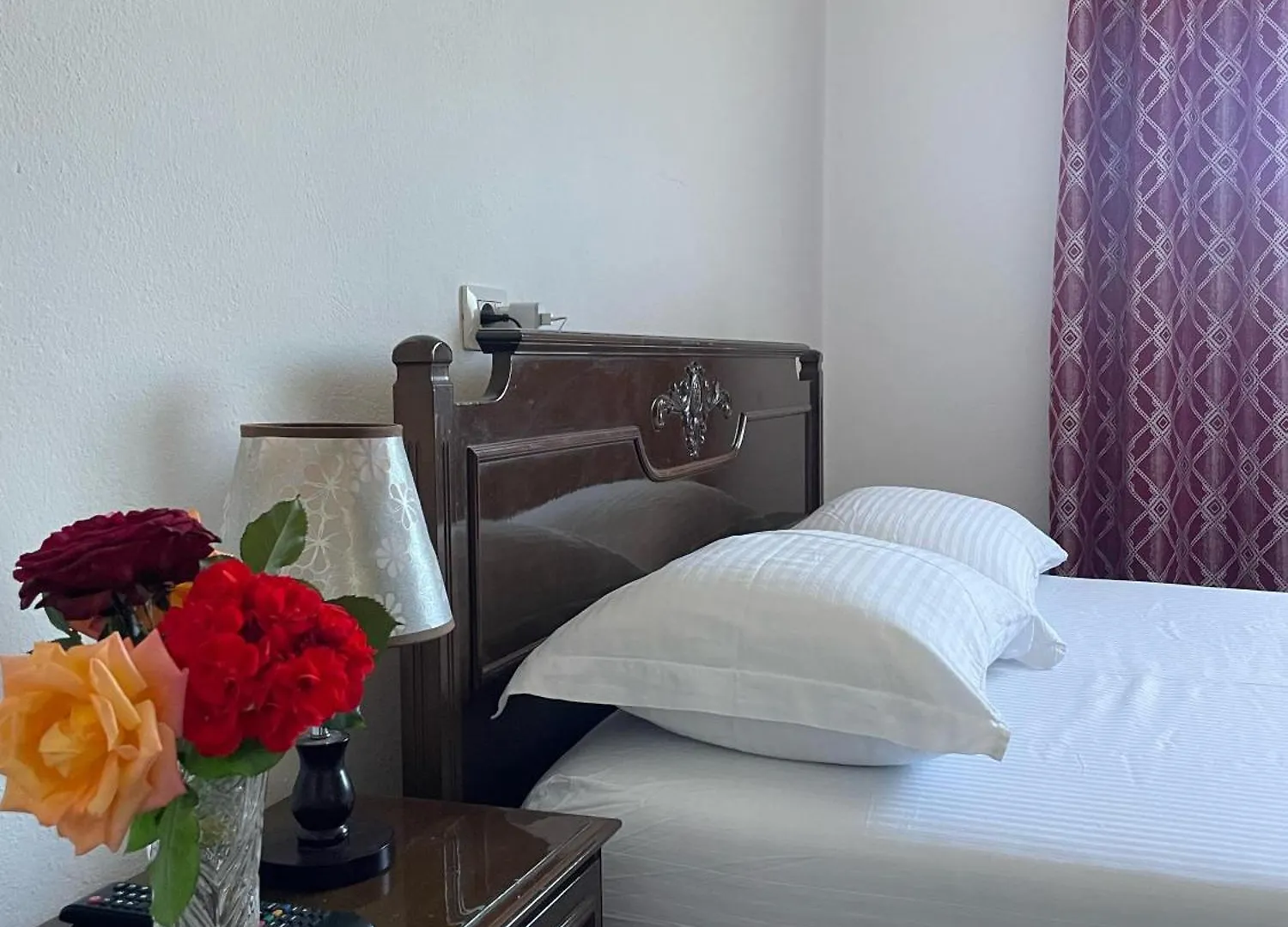 Guest House Miracle Garden Vlore Villa