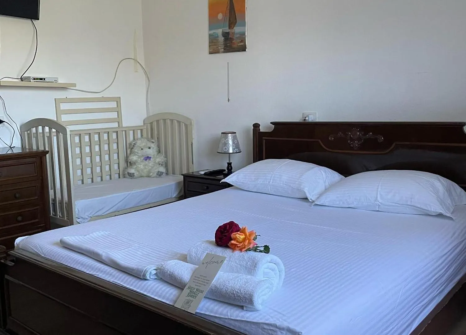 Villa Guest House Miracle Garden Vlore